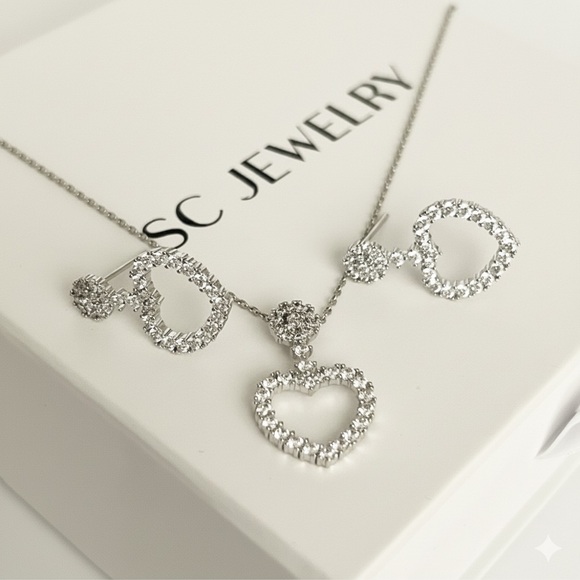 ♥️ Love Weekend ♥️Heart Earrings & Necklace Set 925 Sterling Silver White Zircon - Picture 5 of 9